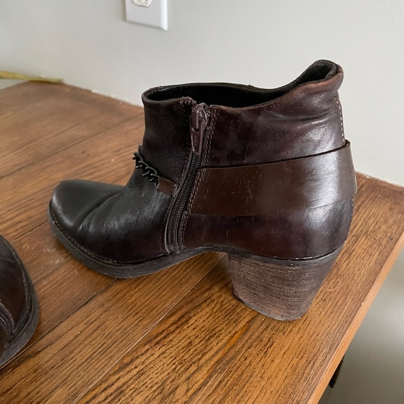 Khrio boots - Picture 2 of 4